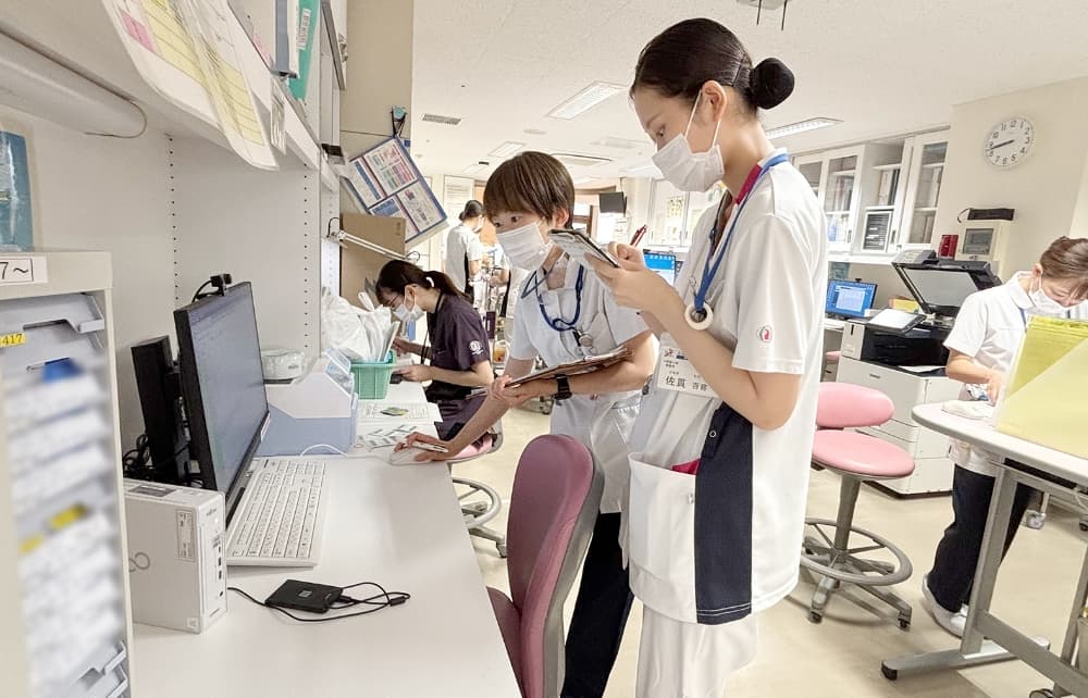 ペア看護師と情報共有