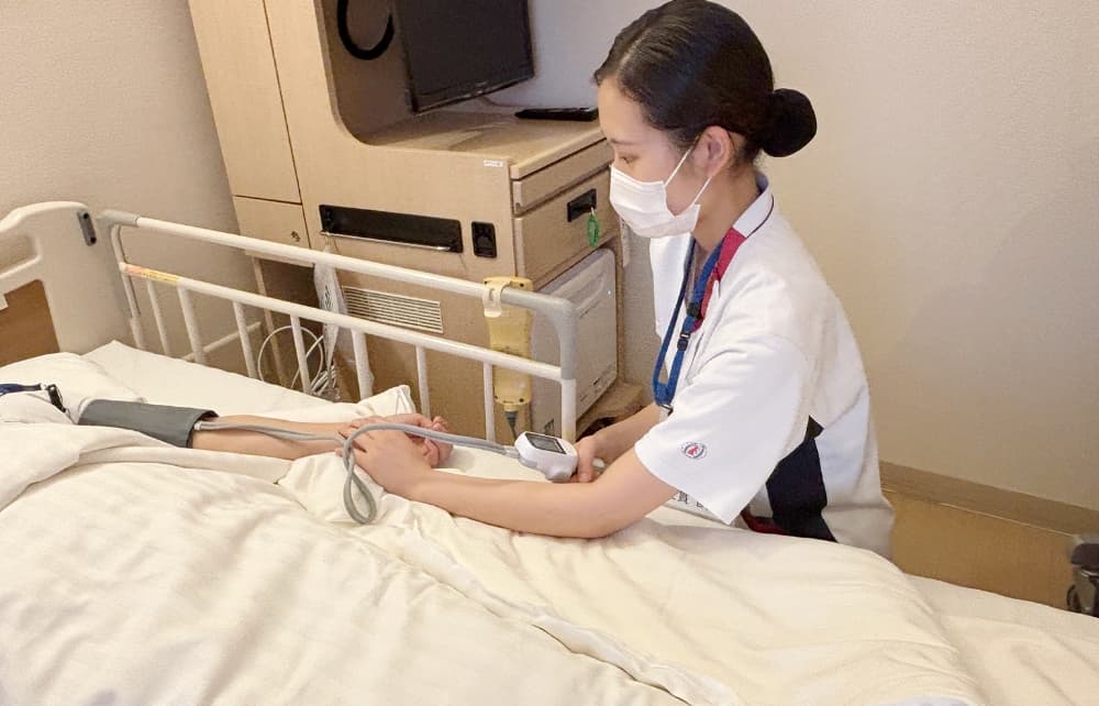看護ケアや処置など